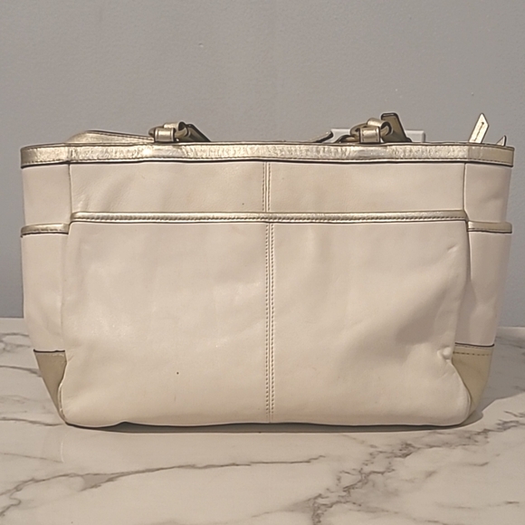 Coach Gallery Cream Metallic Soft Gold Leather Shoulder Bag Purse Tote Timeless - Picture 4 of 16
